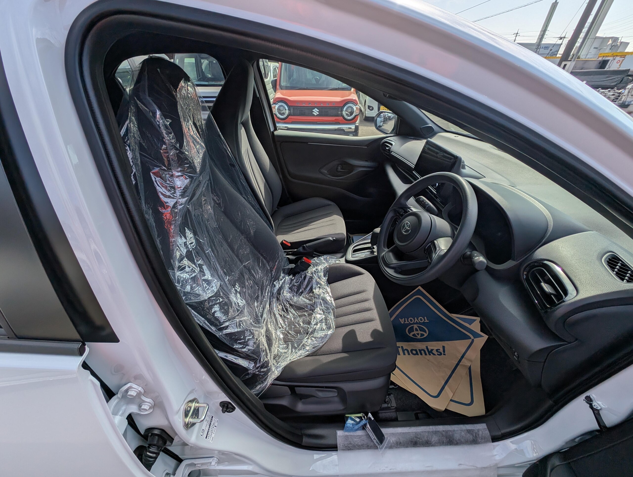 Car Image 14