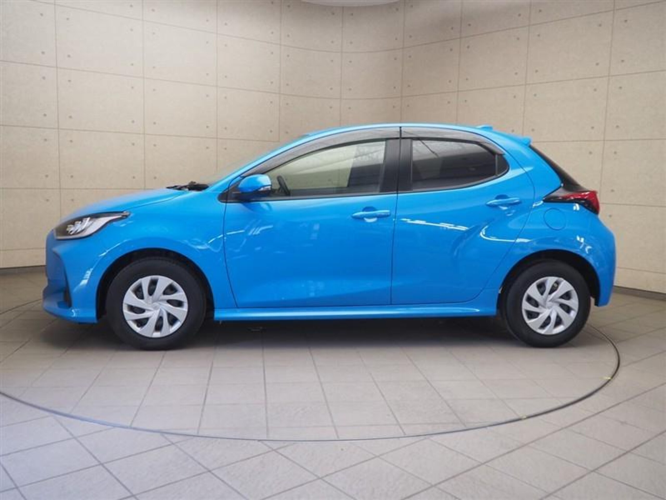 Car Image 2