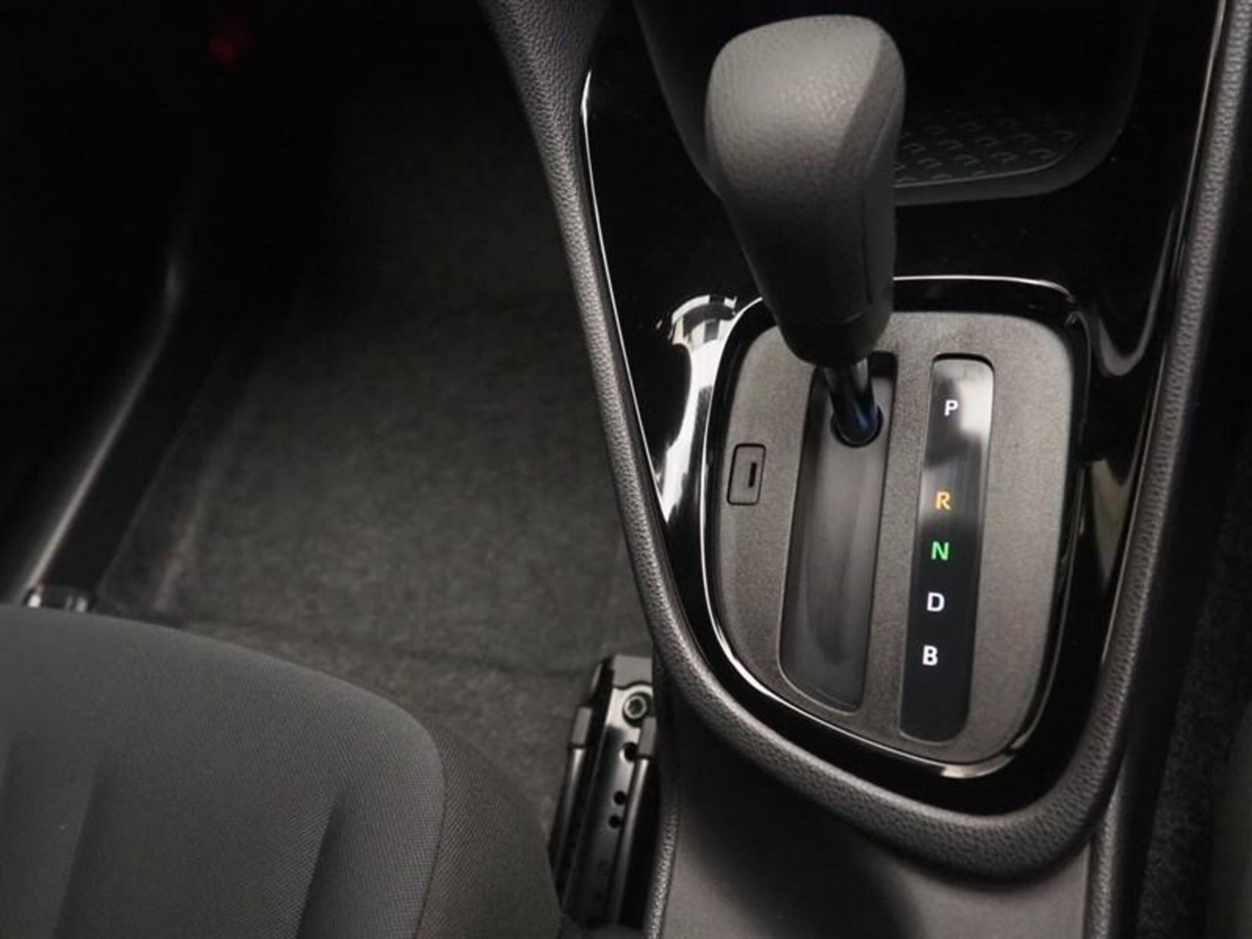 Car Image 10