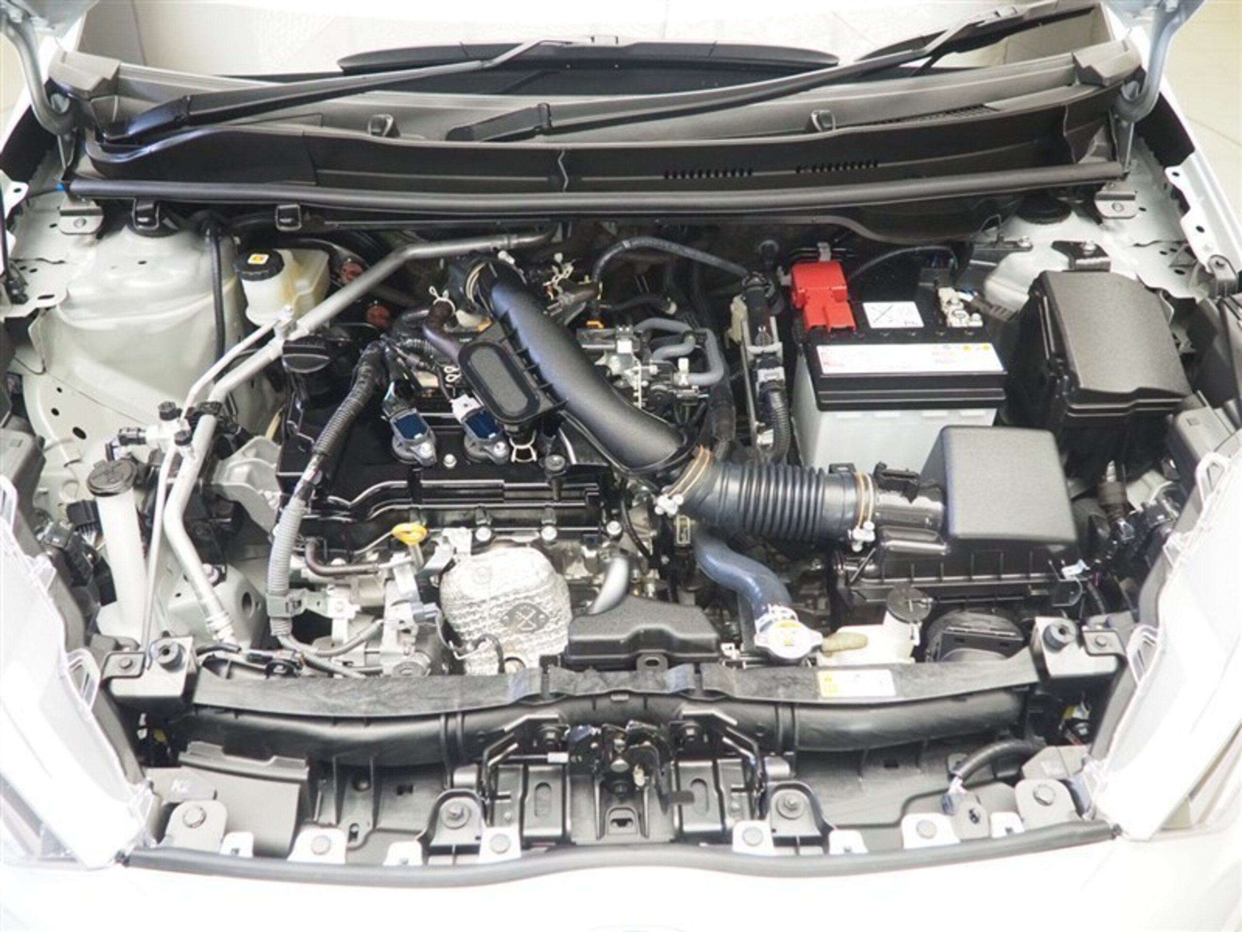 Car Image 12
