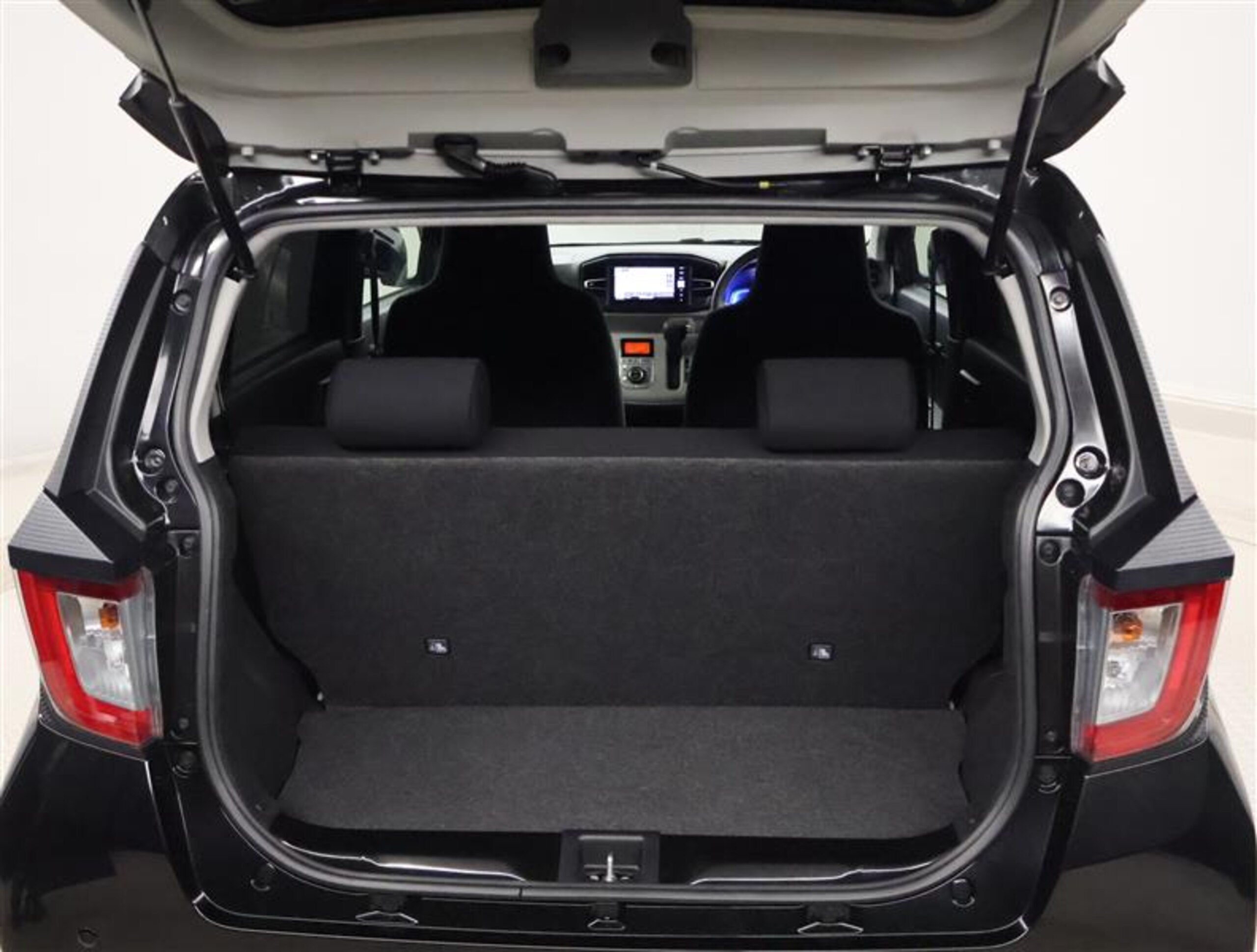 Car Image 8