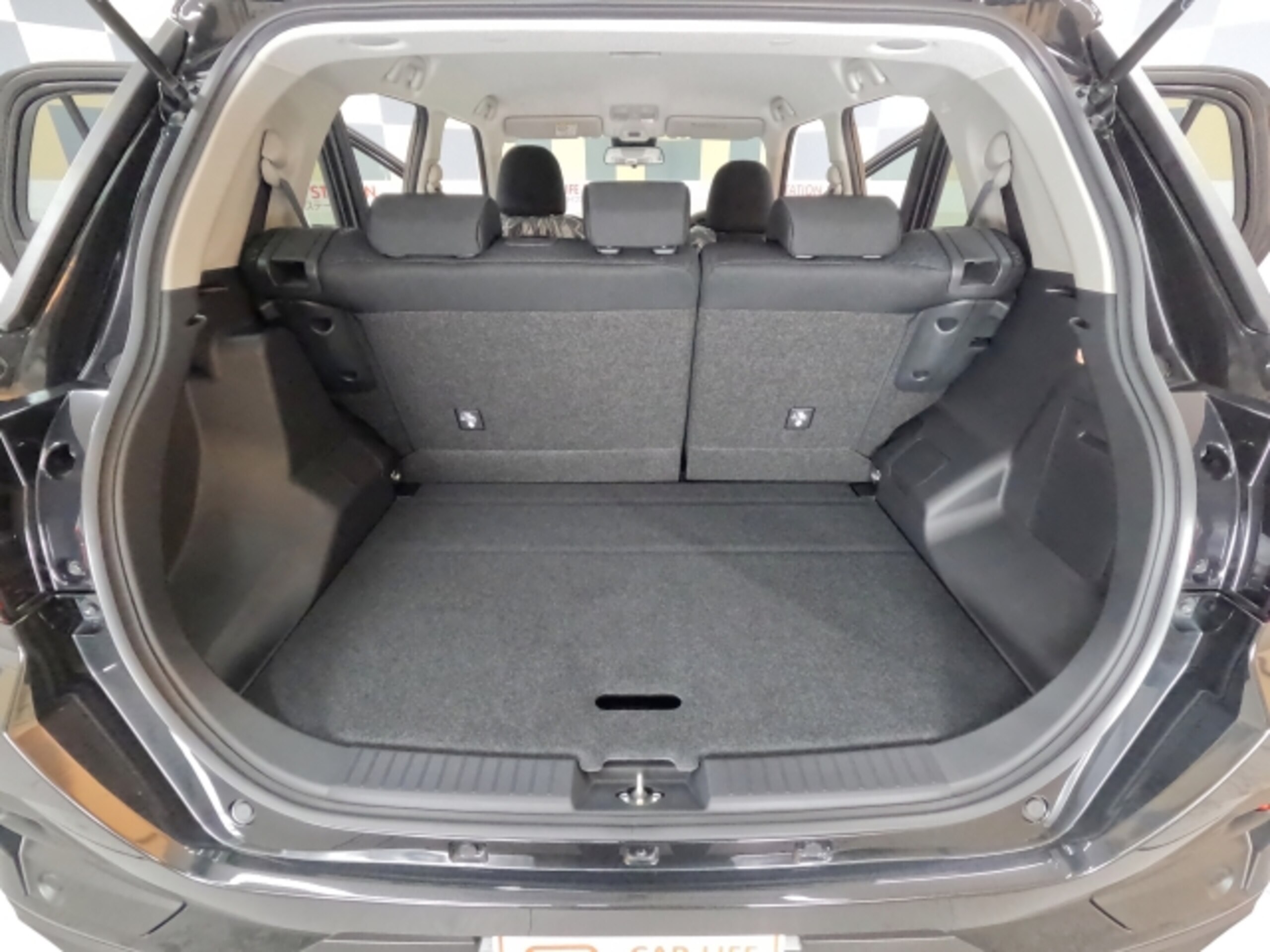 Car Image 8