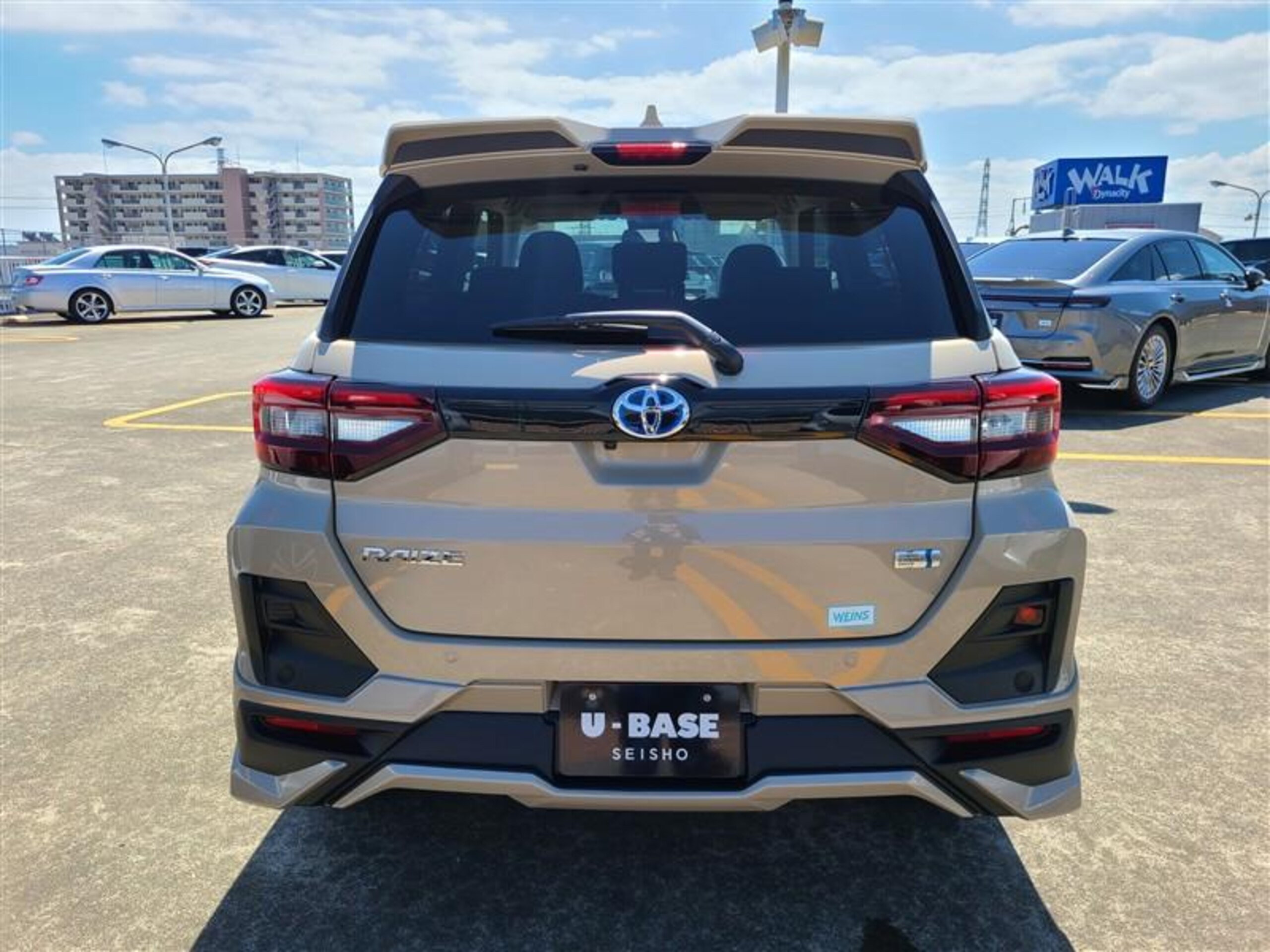 Car Image 5